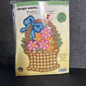 Design Works Basket Of Daisies Plastic Canvas Wall Decor Kit 9X12.5 Floral Yarn